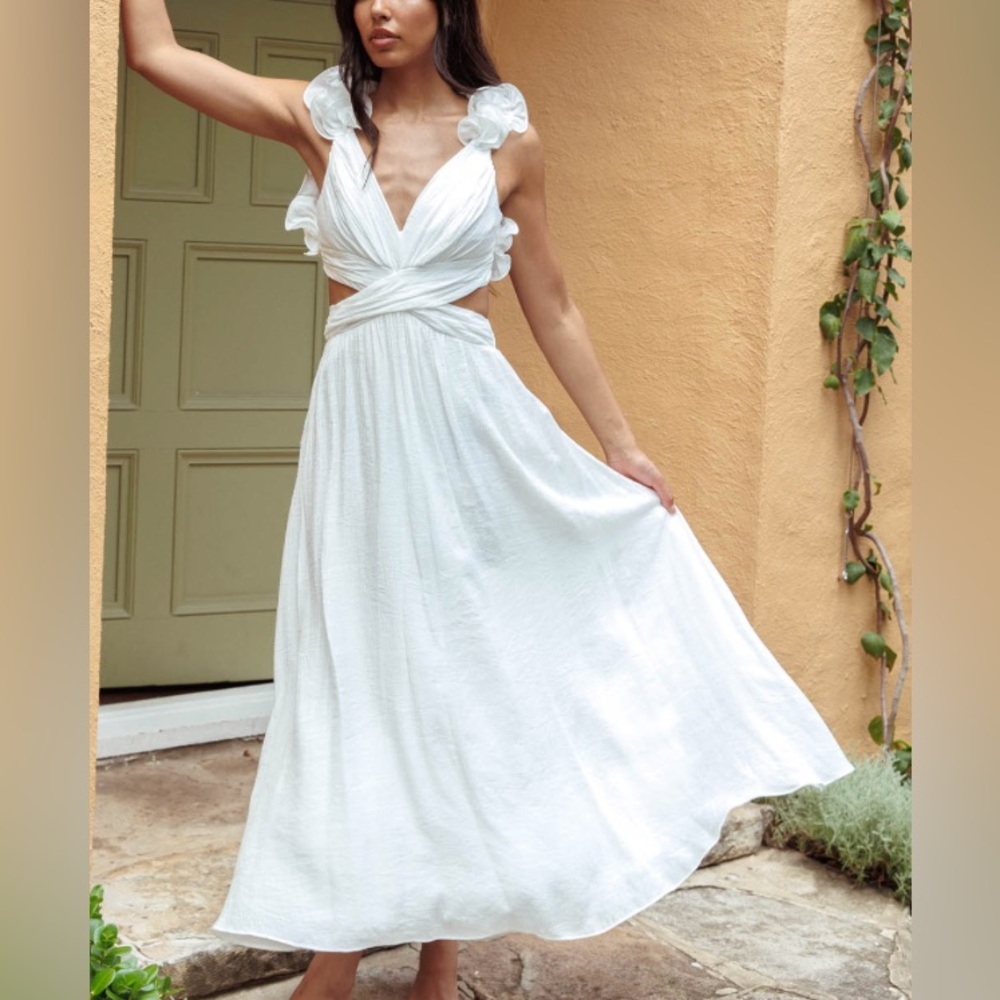 Selfie Leslie Madara Laced Back Ruffle Dress White - size Large